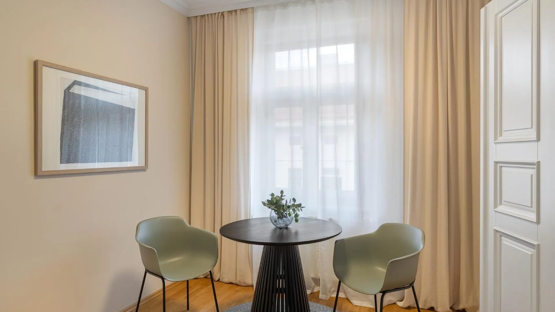 Hunger Wall Residence Praga Apart-hotel