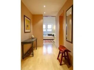 Hunger Wall Residence Prag Apart Otel