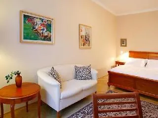 **** Apart-hotel Hunger Wall Residence Praga República Checa