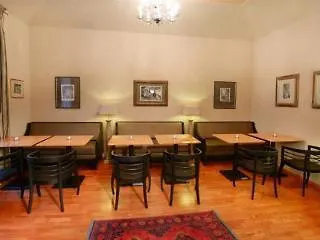 Hunger Wall Residence Praga