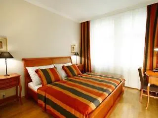Hunger Wall Residence Prague 4*,